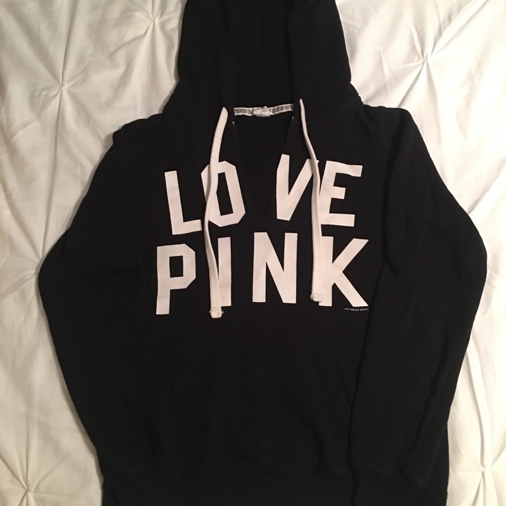 Victoria’s Secret black sweatshirt - XS